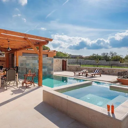 Casa de Férias Ferienhaus Mit Privatpool Fur 6 Personen Ca 150 Qm In Bicine, Dalmatien Norddalmatien Bilice